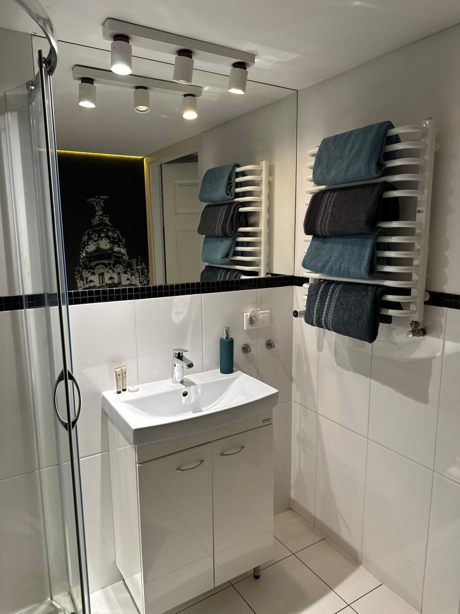 Rabarbar Apartman Łódź Kültér fotó